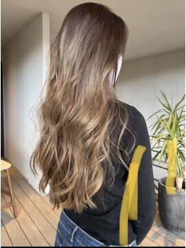 リバレッジ 広尾(Leverage) 【広尾、恵比寿】担当:東田