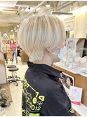 ハイトーン　ホワイトブロンドハンサムショートブリーチ2回