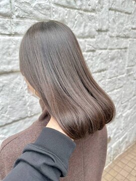 ラミ(L'ami) 透明感ベージュ/地毛風カラー/可愛い内巻きボブ