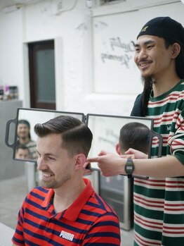 ブレス 神宮前店(BLESS)の写真/こだわるオトコのBARBER。JR・名城線・名鉄の3路線が最寄駅◇あなたに似合う、魅せるスタイルをご提供！