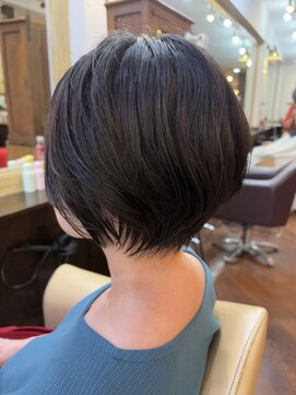 シャンプーボーイアネックス(SHAMPOO BOY Annex) 大人可愛いショートボブby ERINA