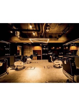 地下鉄日比谷駅,有楽町駅,直結/22時まで営業◎仕事帰りに清潔感キープ[銀座/有楽町/新橋/丸の内/理容室]