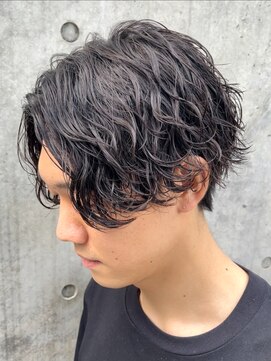 アンサー 渋谷(ANSWER) センターパート波巻きパーマシャドウパーマフェザーパーマ