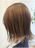 10代20代切りっぱなしボブ前髪ありハイライト