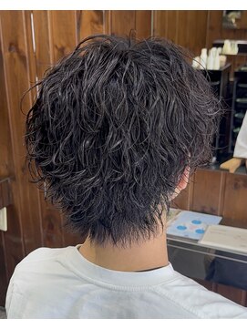 ルアン 大分駅店(ruen) 大分メンズカットセンターパートメンズパーマサーフカール眉毛