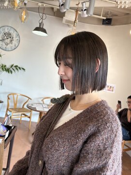 牛若丸ジャパン(Japan) 切りっぱなしボブ