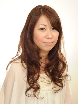 印象を決める顔周りのカットにこだわり、理想のスタイルに♪小顔魅せも叶う◎トレンドのレイヤーカットも＊