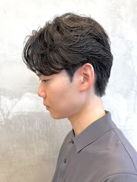 エリマバイフィフス 調布(elima by fifth) 調布フェザーショートシャドウパーマセンターパートウルフゆるめ