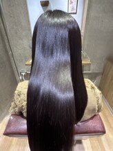 “今キレイ”より“ずっとキレイ”そんな美容室であるために、ダメージを出さない施術にこだわり続けます