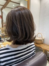 サトシオダクラ(SATOSHI ODAKURA)&nbsp;小顔見せレイヤーボブ