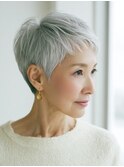 60代シルバーベリーショート