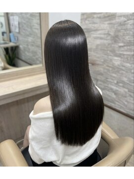 ラディシュ さがみ野(RADISH) 美髪ストレート×縮毛矯正♪前髪カット30代40代髪質改善
