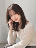 柔らかブラウンの抜け感ヘア