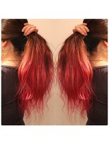 リールドゥミュゼ (Rire du mus'ee) 原色が綺麗なピンクヘア