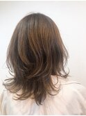 アッシュグレーのツヤ魅せスタイル☆