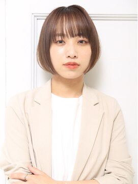 クラッチ 天王寺(CLUTCH) ナチュラル艶髪ストレートボブa3