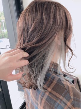 ヘアーメイクアンドネイル ヴォーグ(Hair Make＆Nail VOGUE) インナーカラー