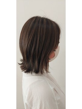 ゼル ビッグアイ(ZELE) くびれボブ