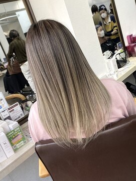 ユートピア(U topia) バレイヤージュ/ハイライト/ショコラベージュ/アッシュカラー