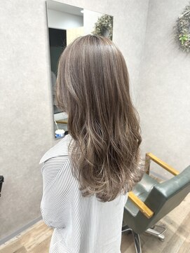 リベストバイジェービー 稲毛(li best. byjb) ピンクベージュ/インナーグレージュ/マチルダボブ/前髪【稲毛】