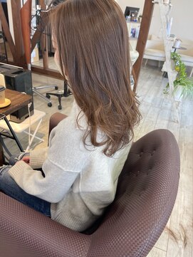 ヘアー アトリエ アンジー(Hair Atelier Angee) 大人っぽいアッシュカラー