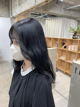 フリーラ 京都河原町三条店(freera) 透明感ネイビーブルー