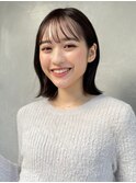 切りっぱなしボブ　くびれミディ　グレージュ　オリーブベージュ