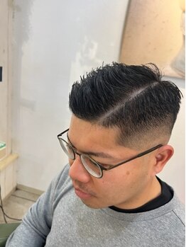 ヘアービーハッピー デコ(Hair be Happy DeCo)の写真/お仕事帰りに立ち寄れる☆経験豊富なベテランスタッフが、あなたの理想を叶えるサロンです♪