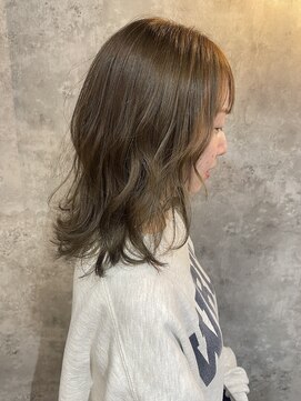 アイビーヘアー(iB HAiR) オリーブベージュ