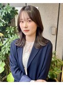 【ミディアム】綺麗に流れる顔まわりレイヤー