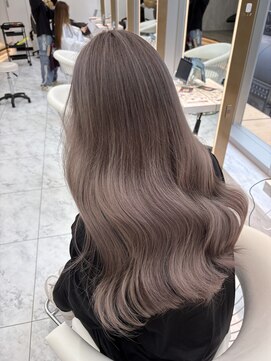 ロンドルピナス 小倉(Lond Lupinus) ミディアムヘア暗めカラー/デザインカラー/フェイスフレーミング