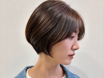 アピィス(appiis)の写真/[横浜駅/ショートボブ/ショートカット/顔周りレイヤーカット/白髪染め/髪質改善/ケアブリーチ/ハイライト]