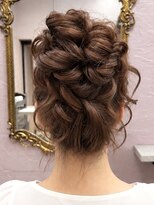 フッタ(Futta)&nbsp;お団子ヘア×結婚式ヘアセット【新宿】【西武新宿駅】