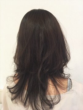 ネオリーブエム(Neolive em;) Neolive em; 透明感アッシュベージュ☆☆