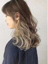 シンティアバイアルティナ 渋谷店(Cyntia by artina)&nbsp;ミルキーベージュ×インナーカラー 【Cyntia渋谷】