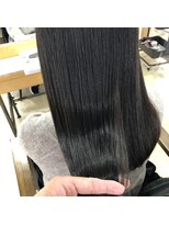 アンフィシュピトロワ(AnFye spi tlow)&nbsp;［AnFye］艶髪ケアスタイル