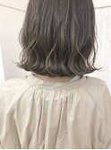 濡れ髪　切りっぱなし　オリーブカラー　セミウェットウェーブ