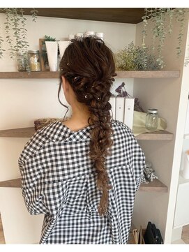 トハユ(TOHAYU) 編みおろしアレンジ