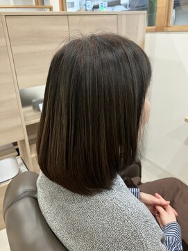 ウミトオト(umi to oto) 脱白髪染ハイライトカラー