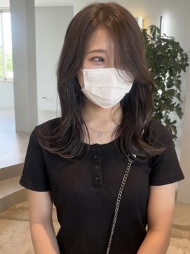 ケリーアン 太田(kelly.un) 大人くびれミディ / シアーグレージュ / 流し前髪 / 群馬太田