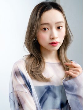 エインアンリー 表参道(AIN.ANLY.) ミルクティーアッシュハイトーンカラーアースカラー姫カット小顔