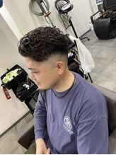 （メンズヘア紹介）大分短髪パーマの伝道師！最近の短髪パーマは『大人海外風』