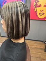 ゼニス(Zenith)&nbsp;ハイライトボブ　アンブレラカラー