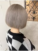 イメチェンヘアスタイルホワイトブロンド外ハネボブ美髪のススメ