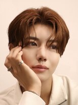 オーシャントーキョー 心斎橋(OCEAN TOKYO WEST)&nbsp;メンズヘアセンターパート毛流れブラウンカラーワックスなし