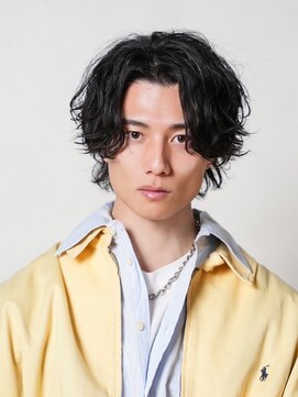 トゥルークリエイション 渋谷(True Creation SHIBUYA) ツーブロックマッシュツイストスパイラルパーマ無造作波巻き王道