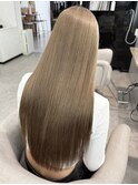 ミルクティーベージュ
