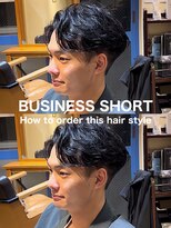 テラス(Terrace by Relato) ビジネス毛流れかきあげアップバングショート赤羽メンズパーマ