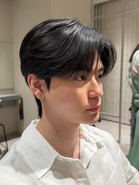 ノラギンザユー(NORA GINZA/U) ワックス無しビジネススメンズヘアセンターパートダウンパーマ