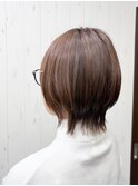 くびれウルフ　ショートカットスタイル